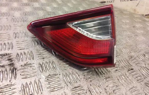 KIA Stonic Tailgate rear/tail lights
