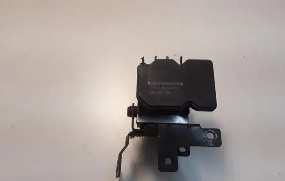 KIA Sorento ABS Pump 589202P700