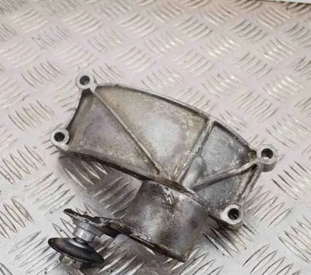 Other engine bay part