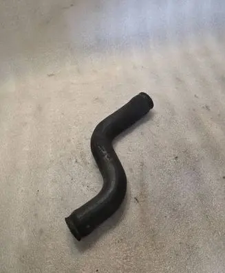 Intercooler hose/pipe
