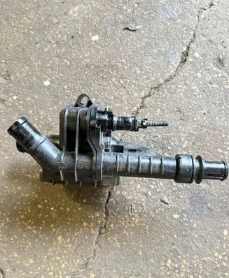 Peugeot 2008 I Thermostat/thermostat housing 9684588980 071051