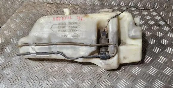 Ford Maverick Windshield washer fluid reservoir/tank 289127F000 289127F700 289127F003
