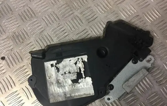 Ford Fiesta Timing belt guard (cover) 9684193080 9686975480