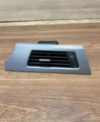 BMW 3 E90 E91 Dashboard side air vent grill/cover trim 9130466