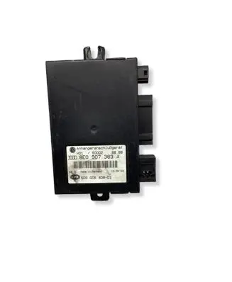Volkswagen Touran I Tow bar trailer control unit/module 8E0907383A 5DS00840801