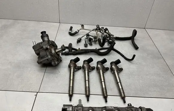 Volkswagen PASSAT B8 Fuel injection system set 04L130277AD 04L130755D 04L089G