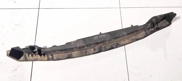Front bumper mounting bracket