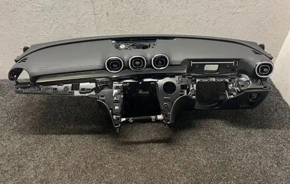 Mercedes-Benz C W206 Dashboard