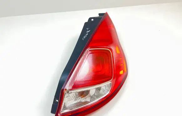 Ford Fiesta Rear/tail lights 1090041 6865 R1S102