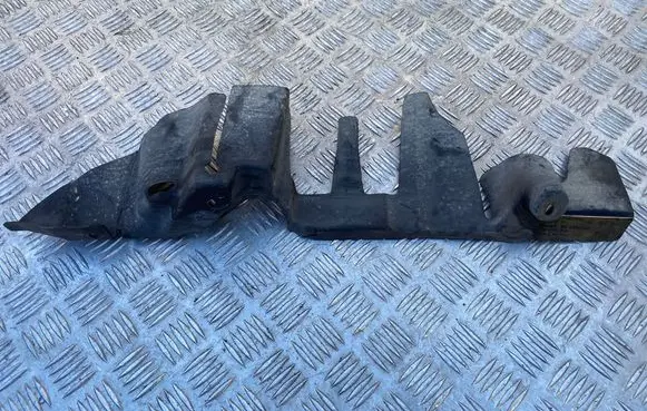 Chrysler Grand Voyager V Intercooler air guide/duct channel 04677668AB 99963V