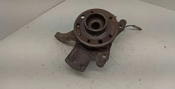 Opel Zafira B Front wheel hub spindle knuckle