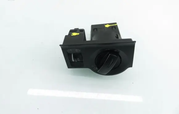 Audi A2 Light switch 8Z1941531D