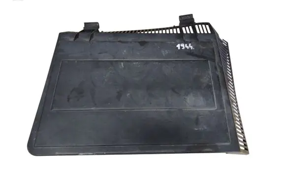 BMW 5 E39 Air filter box cover 8379627