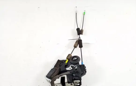 Lexus IS 220D-250-350 Rear door lock 69060-53040