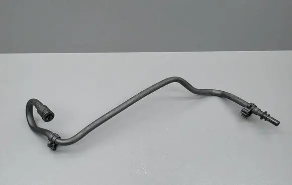 Citroen DS5 Fuel line pipe