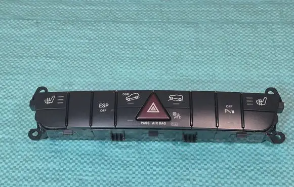 Mercedes-Benz ML W164 Seat heating switch A1648709910 03754749