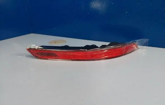 Porsche Cayenne (92A) Rear bumper light 95863110610 7P5945702B 958945702
