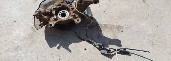 Toyota Auris E180 Front wheel hub F51L5
