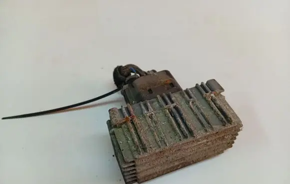 Opel Zafira A Glow plug pre-heat relay 09132691