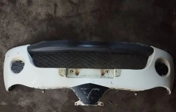 Mitsubishi L200 Front bumper