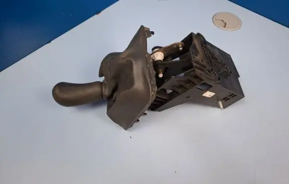 Renault Kangoo II Gear shifter/selector 341083007 341083007R