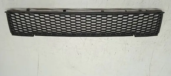 Fiat 500 Front bumper lower grill