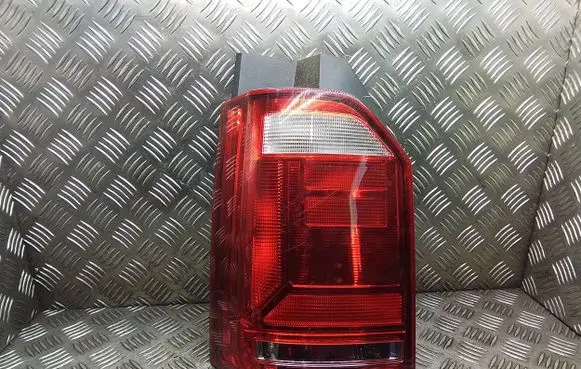 Volkswagen Transporter - Caravelle T6 Rear/tail lights 7E0945095AD