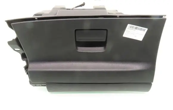 Glove box