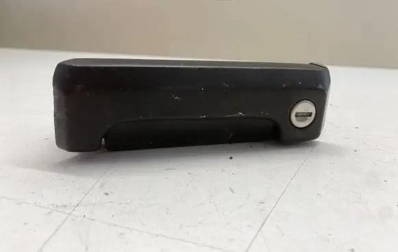 Volkswagen Transporter - Caravelle T4 Sliding door exterior handle 701843730B