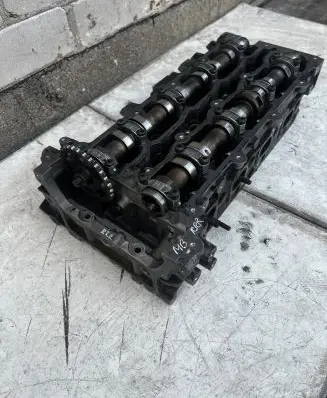 Mercedes-Benz Sprinter W906 Engine head R651016