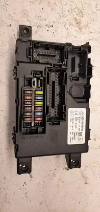 Fiat Grande Punto Trunk lid opening control unit 00517986160