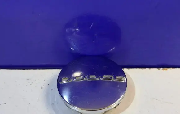 Dodge Challenger R20 wheel hub/cap/trim 1SK35TRMAA