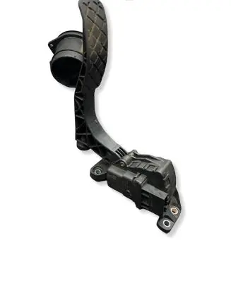 Audi A6 S6 C6 4F Accelerator throttle pedal 4F1723523A