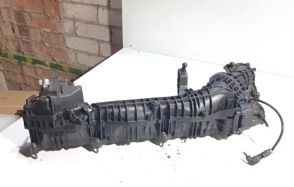 BMW 6 F06 Gran coupe Intake manifold 7811909 4340 1212070441