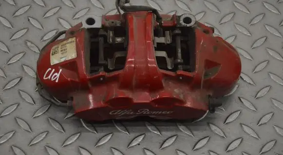 Front brake caliper