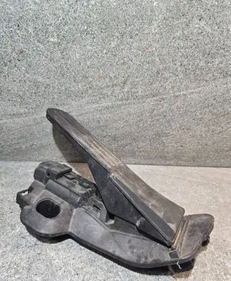 Volkswagen Golf VI Accelerator throttle pedal 1K2723503R