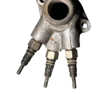 Volkswagen Golf IV Thermostat 028121145
