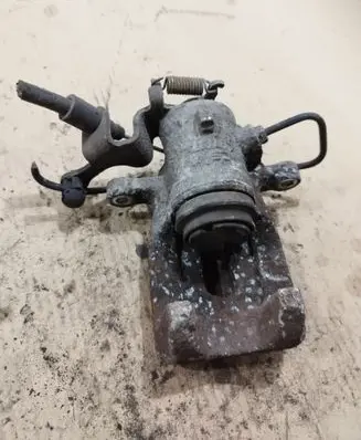 Rear brake caliper
