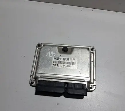 Volkswagen PASSAT B5 Engine control unit/module 038906019GS 1039S01469 0281010940