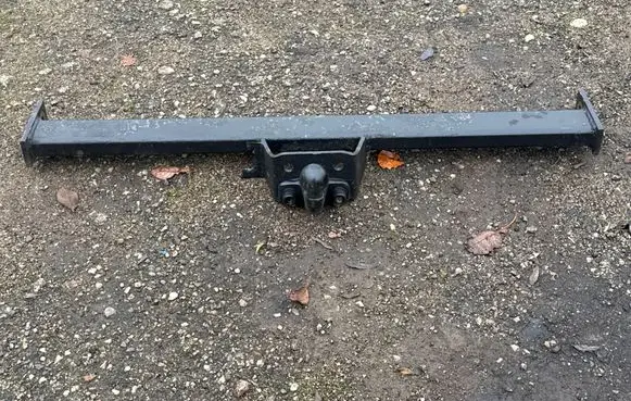 Opel Vivaro Detachable towbar 
