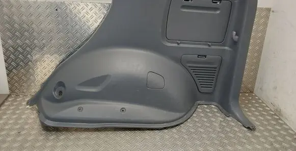 Trunk/boot lower side trim panel