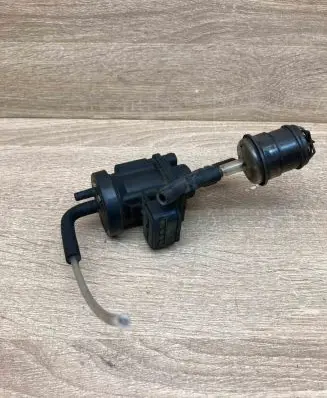 Mercedes-Benz S W220 Turbo solenoid valve A0000780956 471539