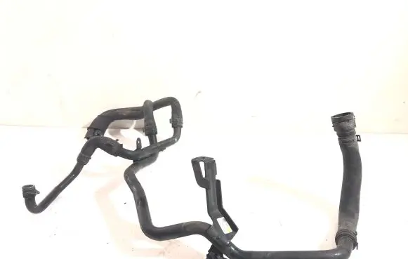 Audi Q7 4L Engine coolant pipe/hose 7L6121070BG