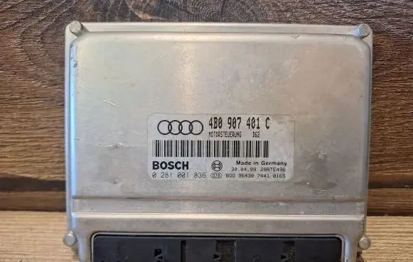 Audi A6 S6 C5 4B Engine control unit/module 4B0907401C 0281001836 B009643074410165