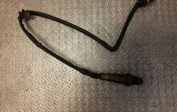 Mercedes-Benz C W203 Lambda probe sensor 0025400617 A0025400617