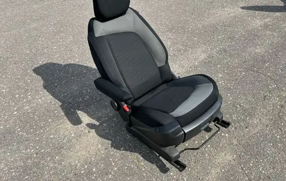 Citroen C4 II Picasso Front driver seat