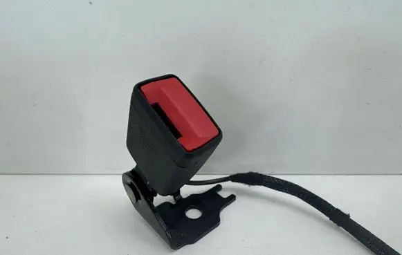 Opel Mokka B Rear seatbelt buckle 9834688780