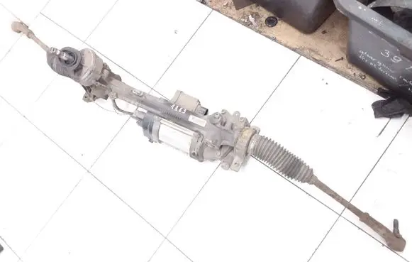 Volkswagen Golf V Steering rack 1K1423105B