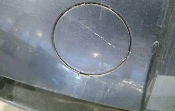 Ford Mondeo Mk III Front tow hook cap/cover 