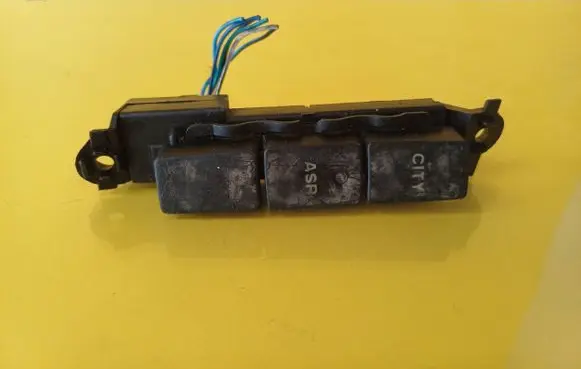 Fiat Stilo Traction control (ASR) switch B569